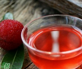 楊梅酒放糖好還是不放糖好？楊梅酒放什么糖好？