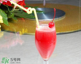 西瓜汁可以加熱嗎？西瓜汁加熱能喝嗎？