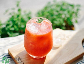 西瓜汁為什么會分層？西瓜汁分層還能喝嗎？