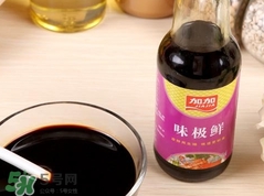 炒菜什么時(shí)候放醬油合適?炒菜什么時(shí)間放醬油最好? 炒菜什么時(shí)候放醬油合適?炒菜什么時(shí)間放醬油最好?