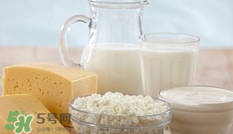 芭蕉能和牛奶一起吃嗎？牛奶可以和芭蕉一起吃嗎