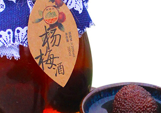 楊梅酒放糖好還是不放糖好？楊梅酒放什么糖好？