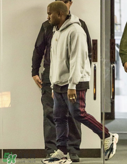 adidas yeezy runner什么時候發(fā)售？阿迪達斯yeezy runner發(fā)售時間