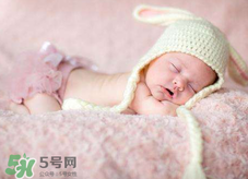 寶寶睡覺打鼾怎么回事？寶寶睡覺打鼾正常嗎？