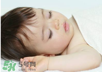 寶寶睡覺打鼾怎么回事？寶寶睡覺打鼾正常嗎？