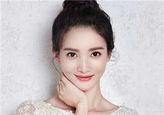 金晨不慎落馬 金晨為什么落馬？