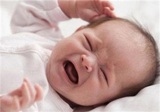 寶寶睡覺突然大哭是什么原因？寶寶睡覺大哭正常嗎？