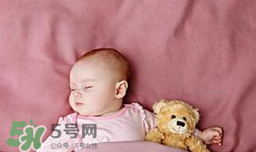 寶寶枕頭怎么選？寶寶枕頭什么樣的最好？