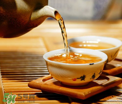 喝茶能吃杏嗎？喝茶可以吃杏嗎？