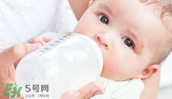 嬰幼兒奶粉為什么會(huì)有腥味 奶粉有腥味是正常的嗎？