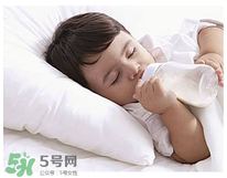 外國(guó)奶粉一定適合中國(guó)寶寶嗎 外國(guó)奶粉比國(guó)產(chǎn)奶粉更好嗎？