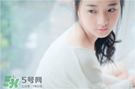 屈臣氏燕窩沁潤蝸牛素顏霜適合年齡_適合膚質(zhì) 屈臣氏燕窩沁潤蝸牛素顏霜適合年齡_適合膚質(zhì)