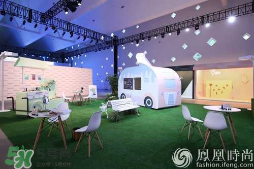 悅詩風吟火山七彩泥面膜怎么用？悅詩風吟火山七彩泥面膜用法