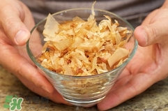 木魚花是柴魚片嗎？木魚花和柴魚片有什么區(qū)別