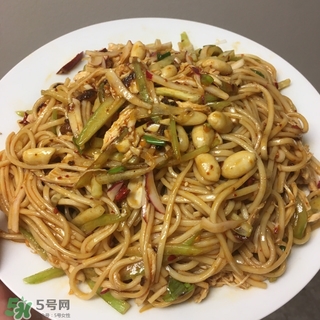 拌面怎么做簡單又好吃 適合夏天吃的拌面推薦 拌面怎么做簡單又好吃 適合夏天吃的拌面推薦