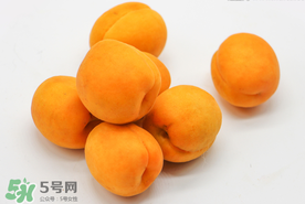 黃桃一天可以吃幾個(gè)？黃桃能多吃嗎？