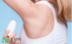 清涼油能治狐臭嗎？清涼油可以治狐臭嗎？