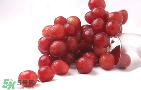 紅提變軟了還能吃嗎？紅提變軟是不是壞了？