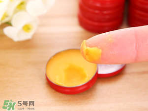 清涼油能治扁平疣嗎？清涼油可以治扁平疣嗎？