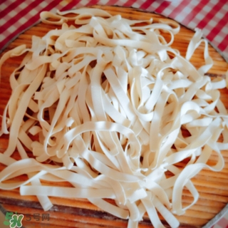 拌面怎么做簡單又好吃 適合夏天吃的拌面推薦 拌面怎么做簡單又好吃 適合夏天吃的拌面推薦