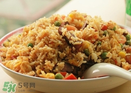 醬油炒飯怎么做？醬油炒飯生抽還是老抽