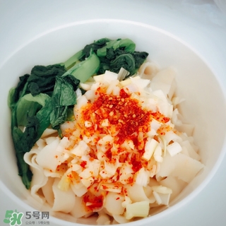 拌面怎么做簡單又好吃 適合夏天吃的拌面推薦 拌面怎么做簡單又好吃 適合夏天吃的拌面推薦