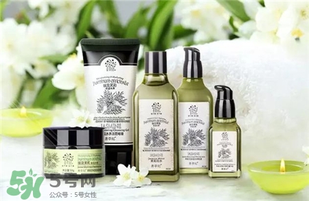 善草紀適合什么年齡?善草紀護膚品適合年齡 善草紀適合什么年齡?善草紀護膚品適合年齡