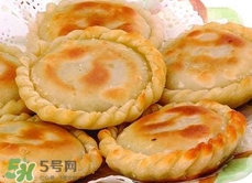 韭菜盒子為什么一烙就開(kāi)口？韭菜盒子怎么烙軟