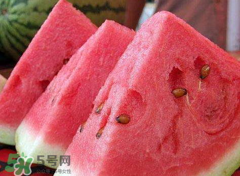 隔夜西瓜能吃嗎？吃隔夜西瓜有什么危害？