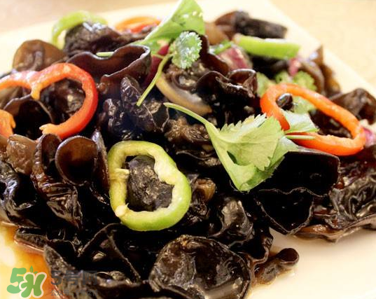 角瓜能和木耳一起吃嗎？角瓜和木耳能一起吃嗎？