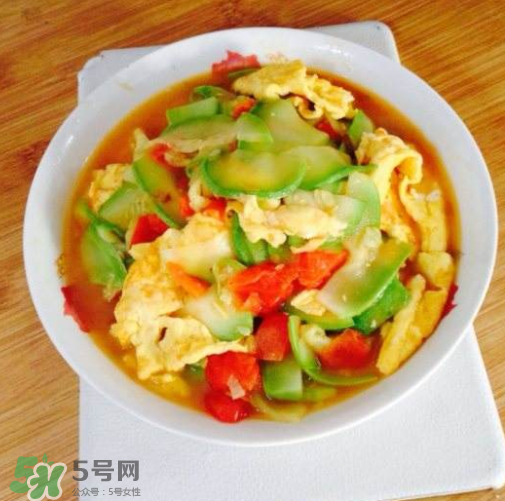 角瓜和西紅柿能一起吃嗎？西紅柿炒角瓜怎么做好吃？