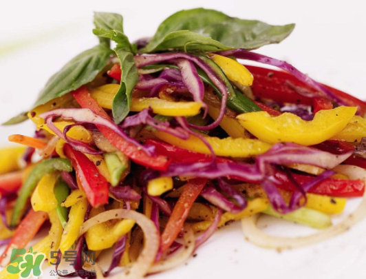 辣椒和洋蔥能一起炒嗎？辣椒能和洋蔥一起炒嗎？