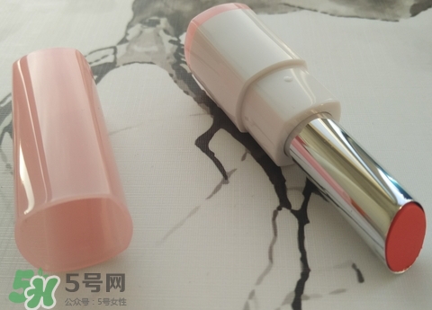 韓后小紅唇水誘唇膏適合黃皮嗎? 韓后小紅唇水誘唇膏適合黃皮嗎?