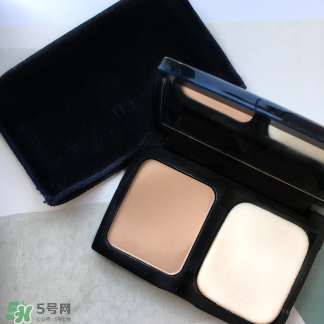 夏季底妝的正確步驟 不脫妝不油膩底妝三步驟 夏季底妝的正確步驟 不脫妝不油膩底妝三步驟