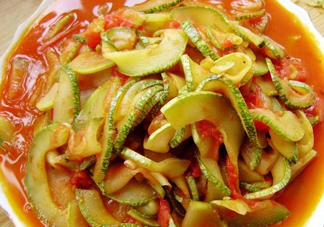 角瓜和西紅柿能一起吃嗎？西紅柿炒角瓜怎么做好吃？