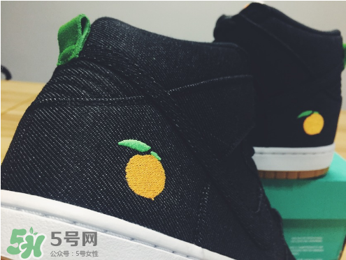 nike sb dunk momofuku限量版滑板鞋多少錢(qián)？