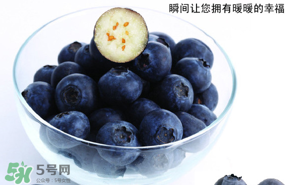 藍(lán)莓是什么顏色？藍(lán)莓泡水什么顏色？