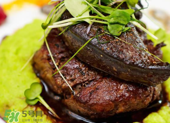 藍莓和牛肉能一起吃嗎？藍莓和牛肉會過敏嗎？