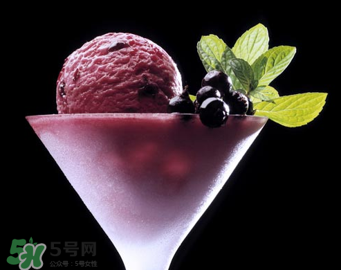 藍莓和螃蟹能一起吃嗎？吃藍莓和螃蟹會中毒嗎？