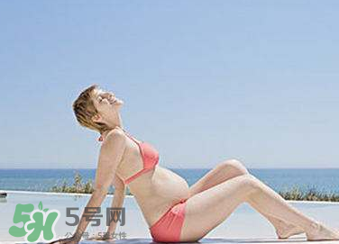 孕婦洗頭可以用護發(fā)素嗎？孕婦洗頭要不要用護發(fā)素？