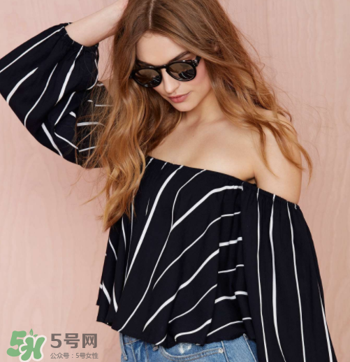 夏天穿黑色衣服會(huì)熱嗎？夏天穿什么衣服防曬？