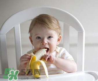 什么時候給寶寶剪指甲？寶寶多大可以剪指甲？