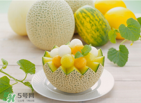 藍(lán)莓和香瓜能一起吃嗎？藍(lán)莓和香瓜能同時(shí)吃？