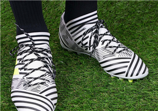 adidas nemeziz 17+怎么樣？阿迪達斯斑馬足球鞋測評
