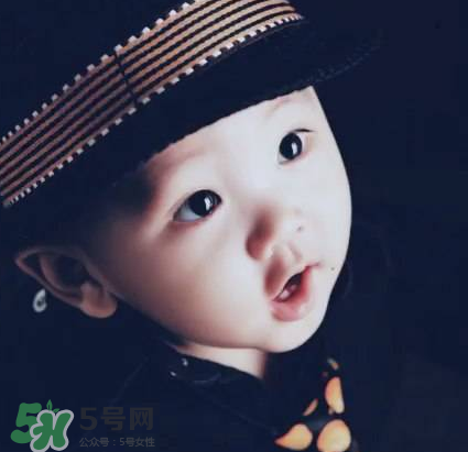 臨產(chǎn)雙頂徑多少是男孩？雙定頸可以判斷性別嗎？