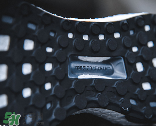 adidas energy boost4上腳怎么樣？阿迪達斯跑步鞋2017測評