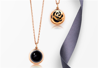 施華洛世奇星座項鏈?zhǔn)鞘裁床馁|(zhì)？施華洛世奇星座項鏈材質(zhì)介紹