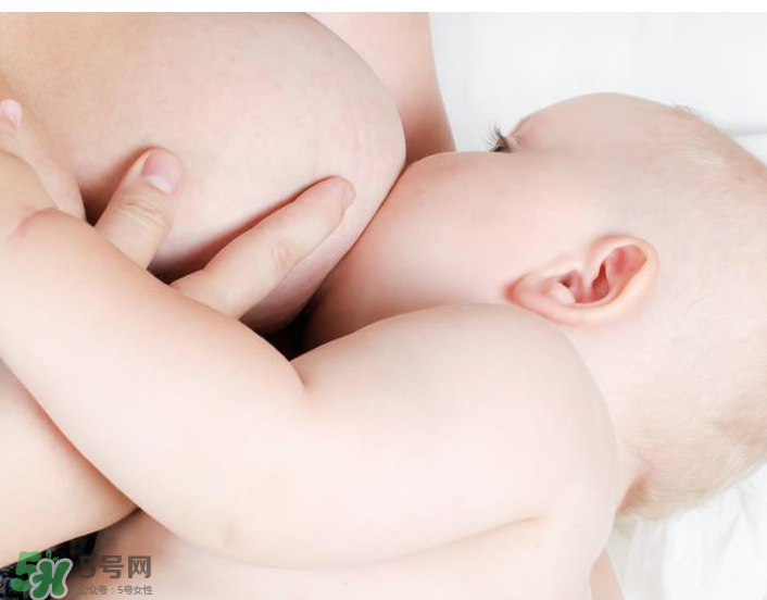 母乳喂養(yǎng)胸會變大嗎？母乳喂養(yǎng)后胸部的變化