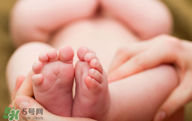 女寶寶洗澡注意些什么？女寶寶洗澡的特殊要求