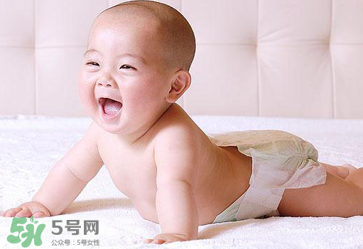 女寶寶洗澡注意些什么？女寶寶洗澡的特殊要求